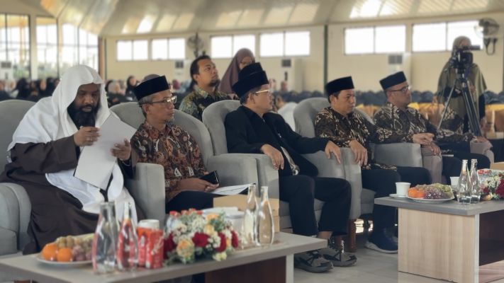 Santriwati Angkatan ke 4 SMP Al-Maahira Putri Sukses Gelar Ujian Terbuka Tahfidz Al-Qurâ€™an_1